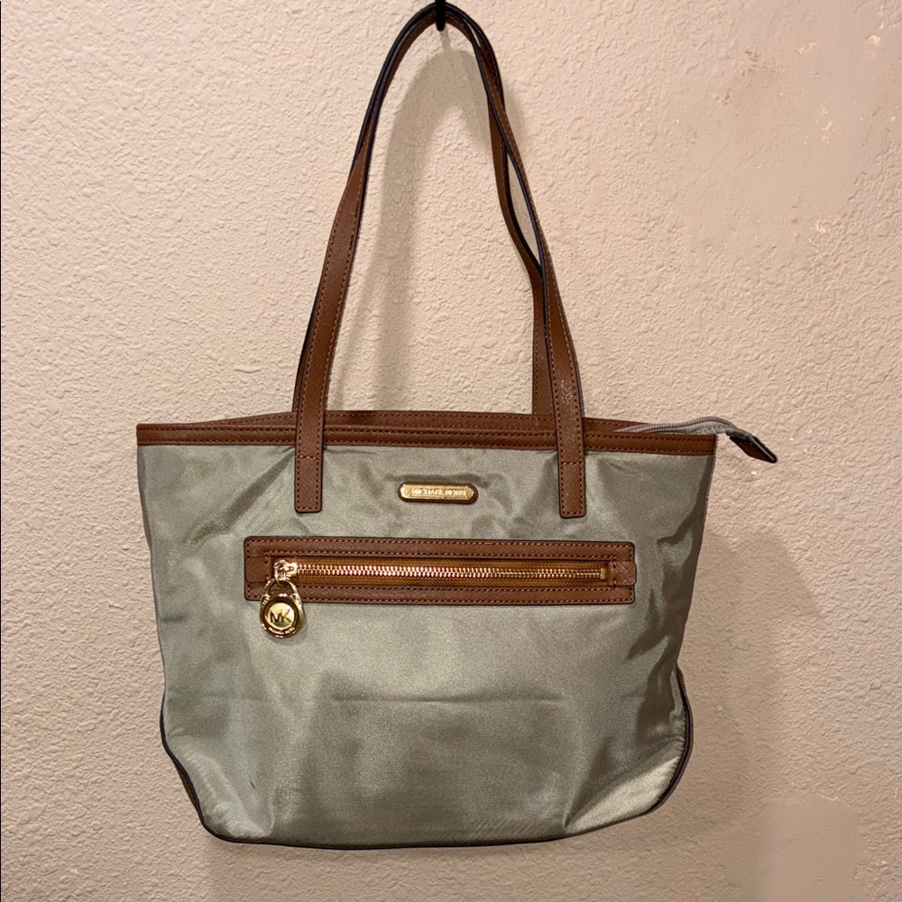 MICHAEL Michael Kors Tan and Gray Tote Bag